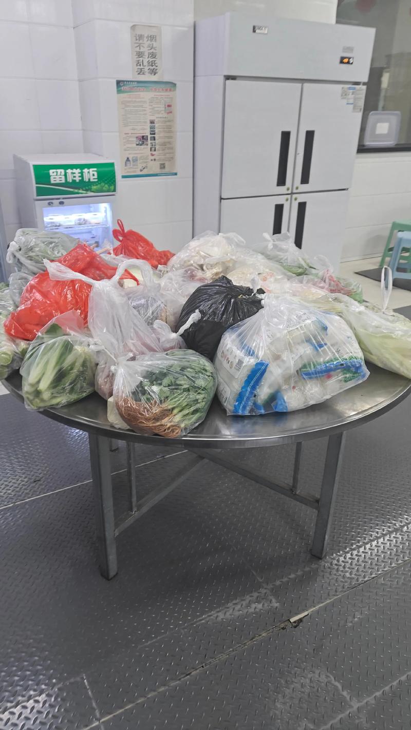 生鲜供应商行业动态：新鲜与便捷的双重保障